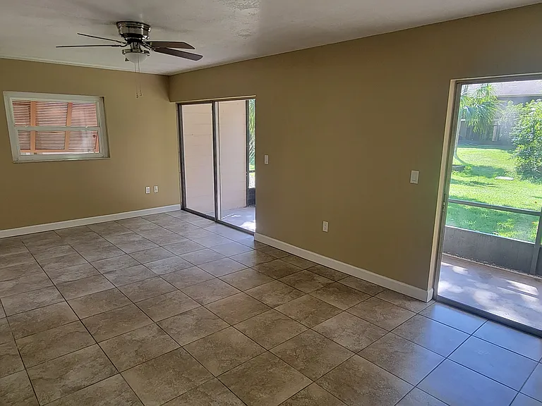 180 Magnolia Woods Ct #9C — Photo 23