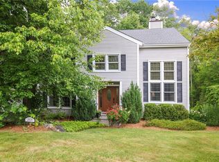 2924 Farm Walk Rd, Yorktown Heights, NY 10598