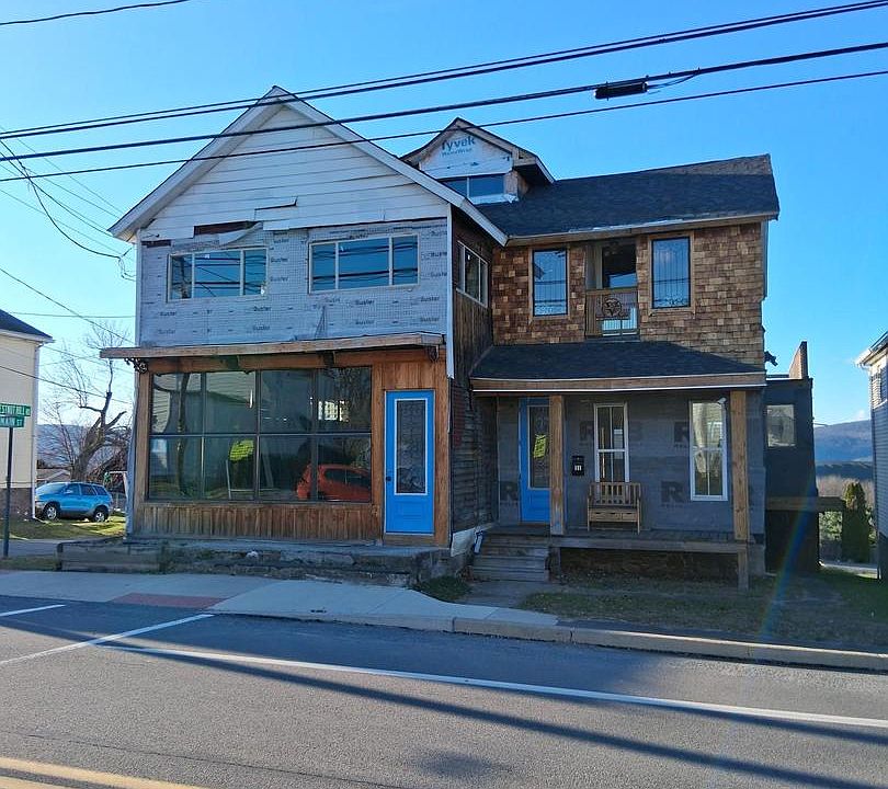 1st image of 31 Main St
