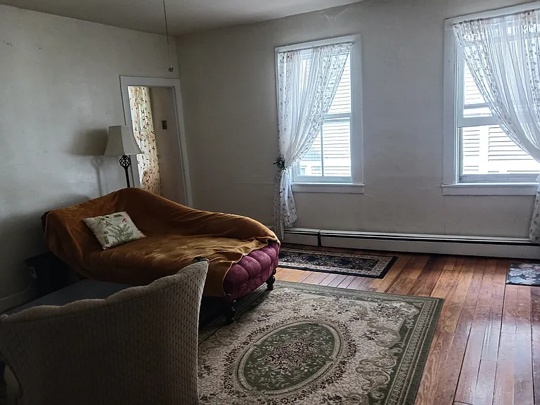 114 High St #4 — Photo 11