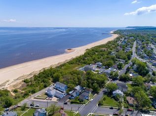 2 Beacon Blvd, Keansburg, NJ 07734