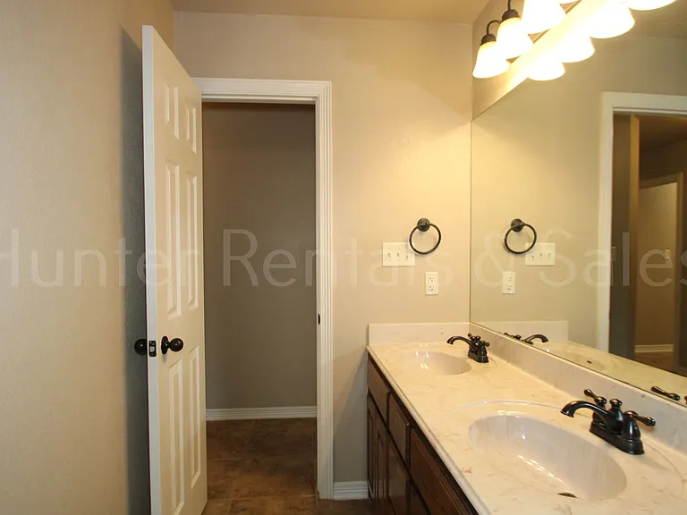 3114 Matador Dr — Photo 27