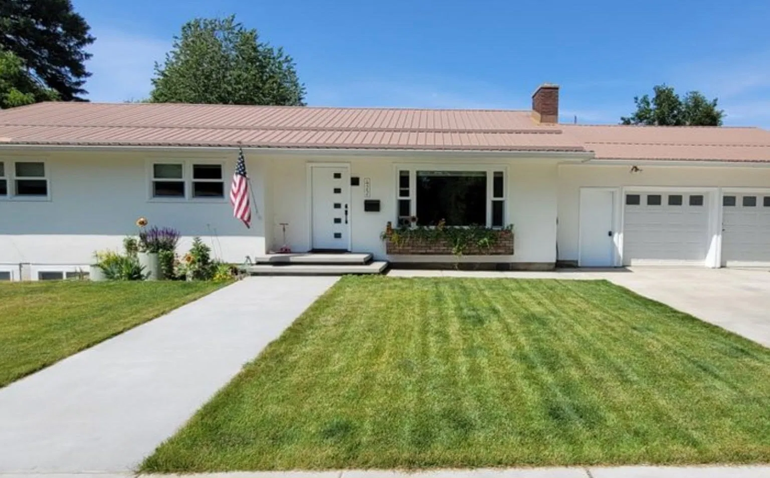 422 Antone St — Photo 1