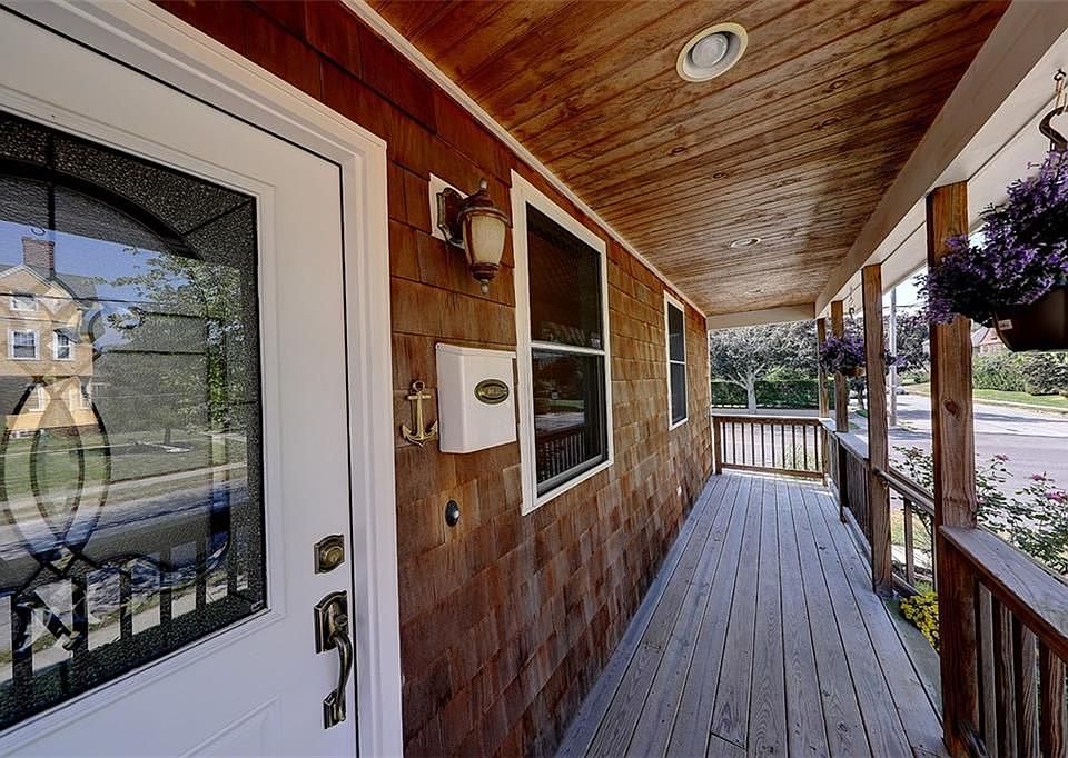 60 Bluff Ave, Cranston, RI 02905 Zillow