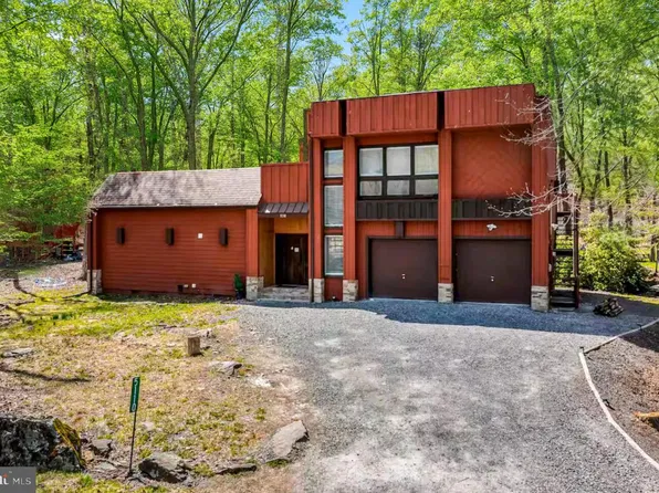 5110 Red Bud Ter, East Stroudsburg, PA 18301