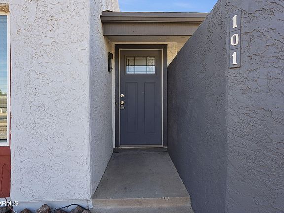 4th image of 3551 N 12TH Street #101