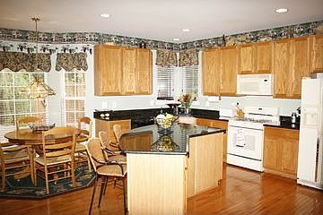2nd image of 43099 Lake Ridge Pl