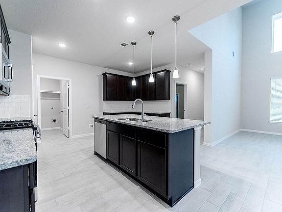 7th image of this home