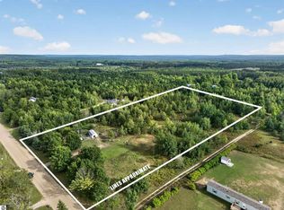 6207 Gonyer Rd SW, Fife Lake, MI 49633