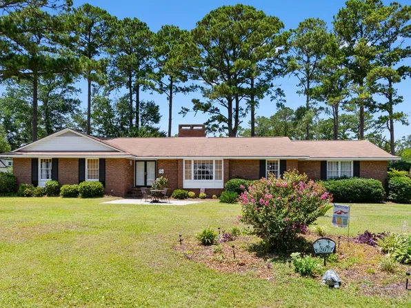 207 Green Lake Dr., Myrtle Beach, SC 29572