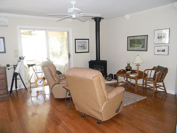 4th image of 10768 Birchwood Dr