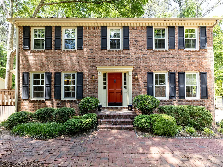 2124 Rockland Ct — Photo 5