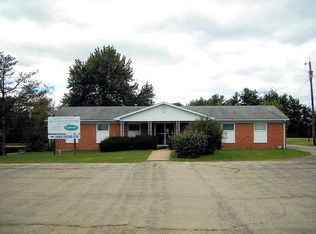 864 S Main St, Georgetown, OH 45121