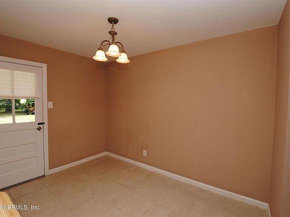 3rd image of 6242 Pine Cove Ln