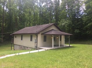 19 Celtic Dr, Summersville, WV 26651