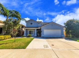 1832 Universal Dr, Stockton, CA