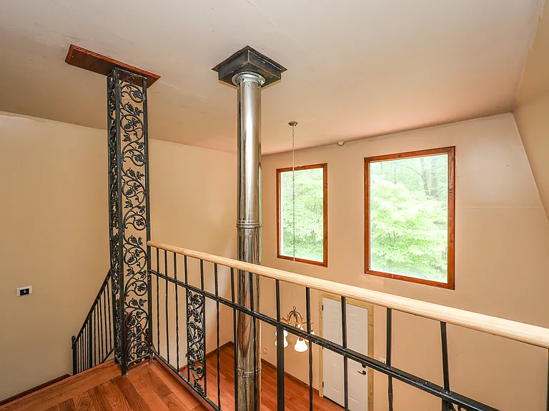 168 Williams Rd — Photo 16
