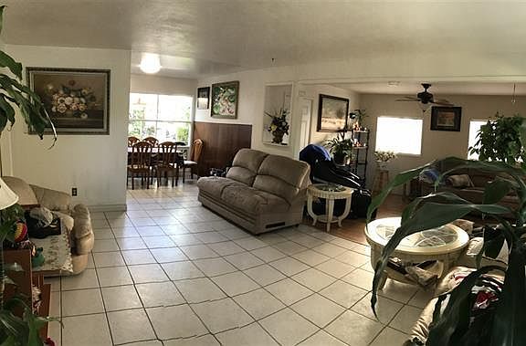 3rd image of 8542-46 Macawa Ave