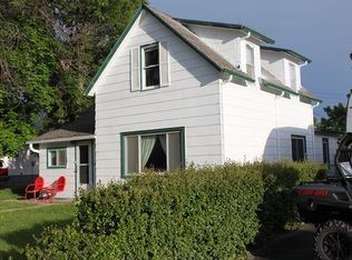 1537 Albany Ave, Hot Springs, SD 57747