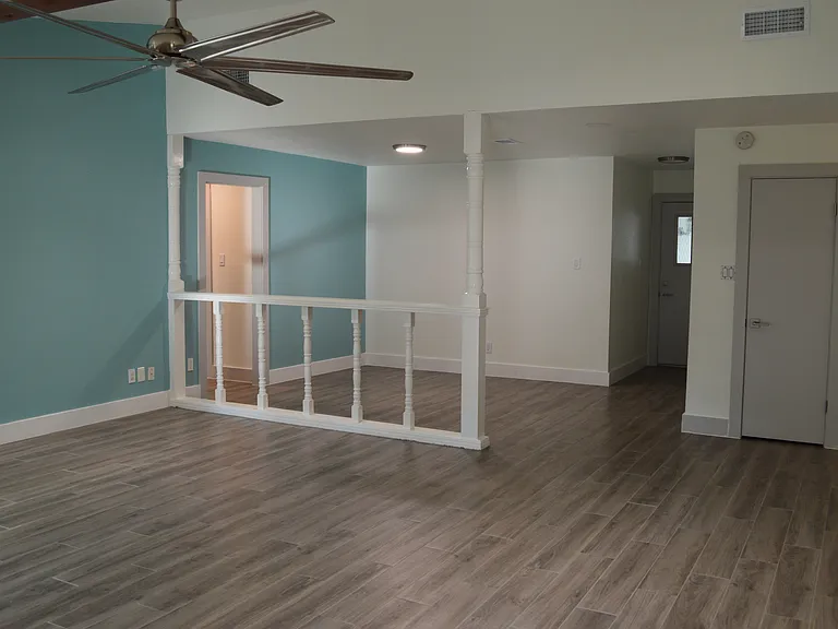 1722 Zimmerman Ln — Photo 5