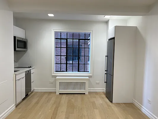 Rented by Palladium Property Group | media 5