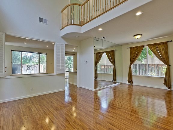 2nd image of 18088 King Ct