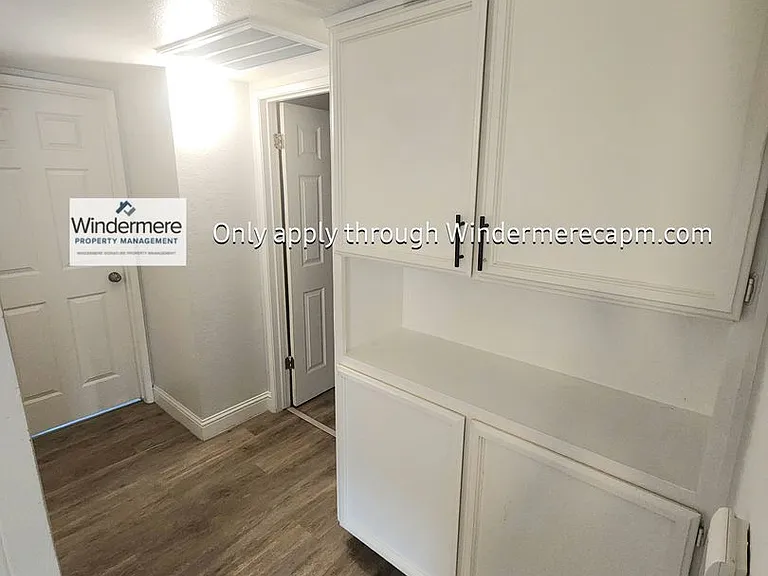 Cozy Halfplex in Carmichael- Available Now. — Photo 9