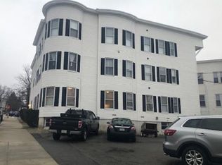 52 Providence St APT 1, Worcester, MA 01604