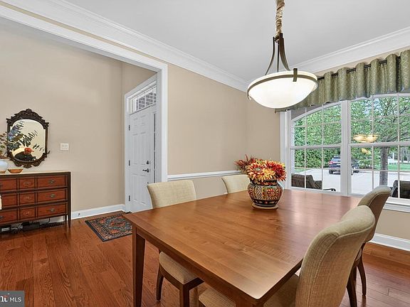 2nd image of 2509 Painted Sunset Dr