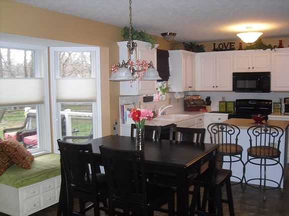 Eat in Kitchen with updated appliances, including 2 ovens