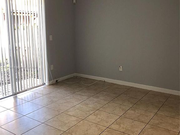 4th image of 9269 SW 227th St #724
