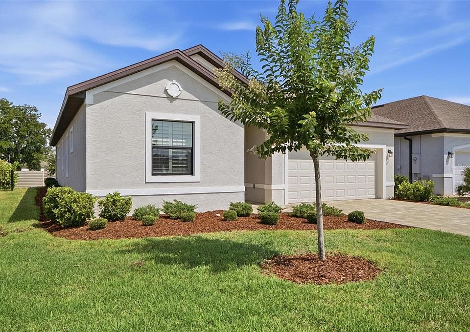 1st image of 17 Green Cir