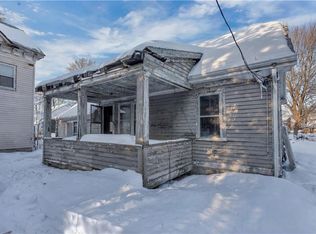 871 Douglas Ave, Providence, RI 02908