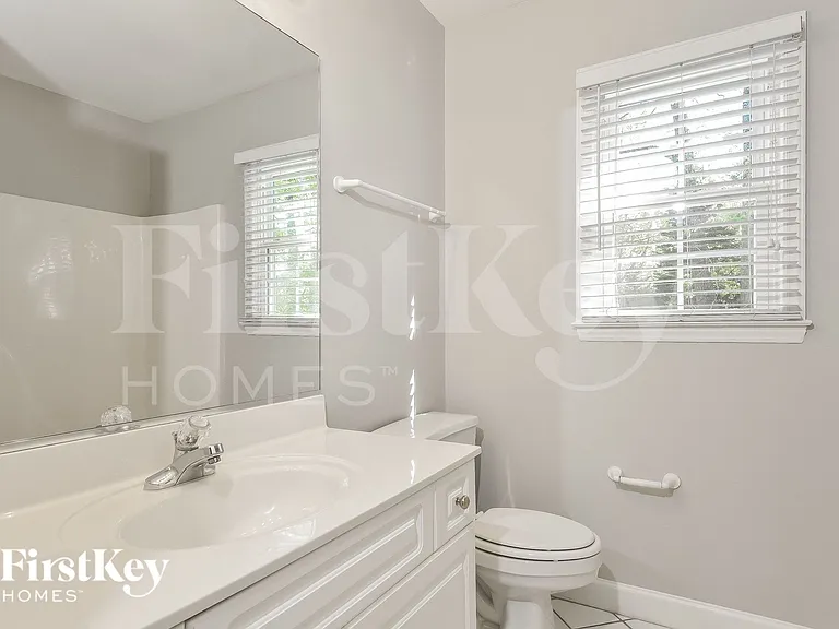11 Stonebury Ct — Photo 13