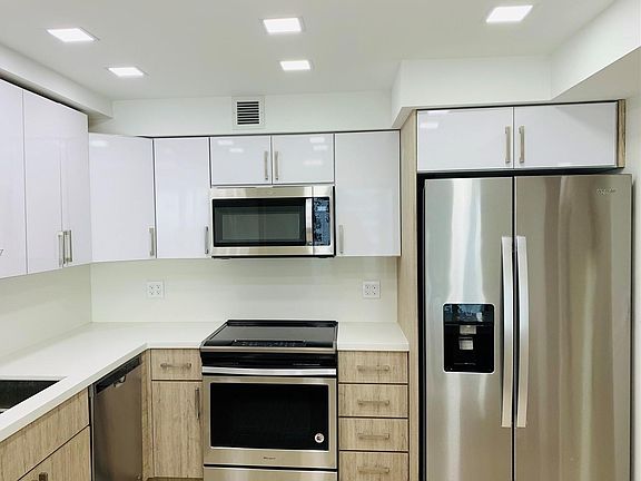 3rd image of 5701 Collins Ave APT 1210