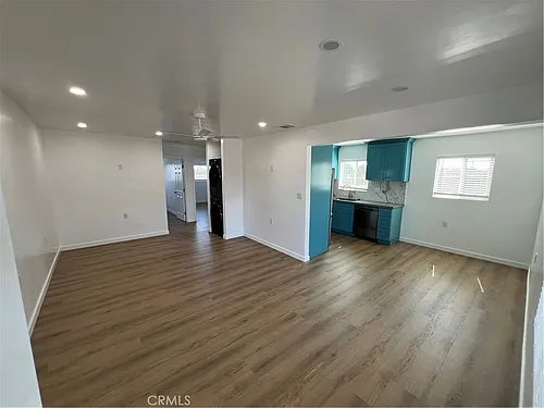 1541 N Hope Ave Photo 1