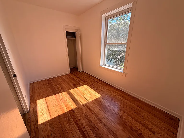 4650 W Warwick Ave #3 — Photo 8