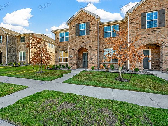 2nd image of 2840 Baneberry Ln Building 32