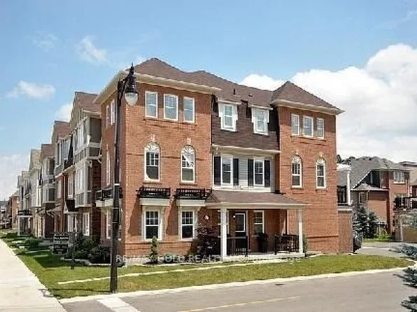 19 Portsdown Rd, Brampton, ON L7A 0P8