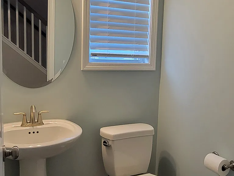 1409 Creek Bend Ter — Photo 16