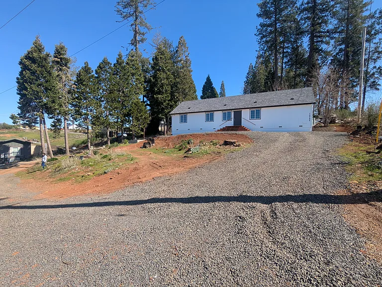 13742 Blair Ln — Photo 20