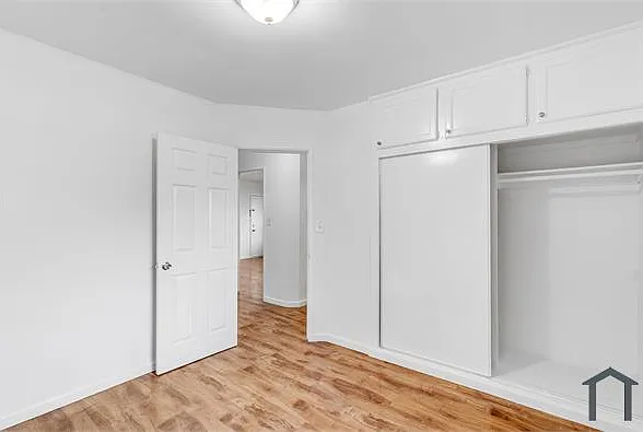 6537 Woodley Ave — Photo 6