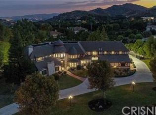 22570 La Quilla Dr, Chatsworth, CA 91311