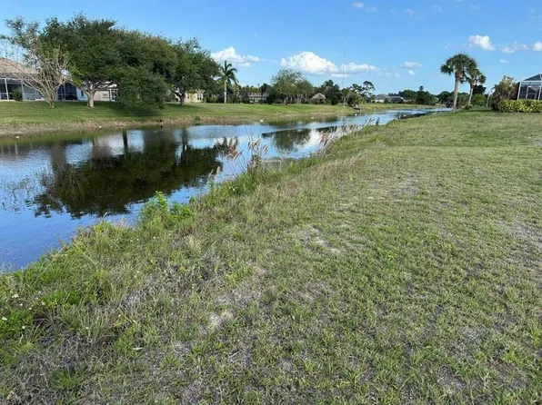 743 Rotonda Cir #873, Rotonda West, FL 33947