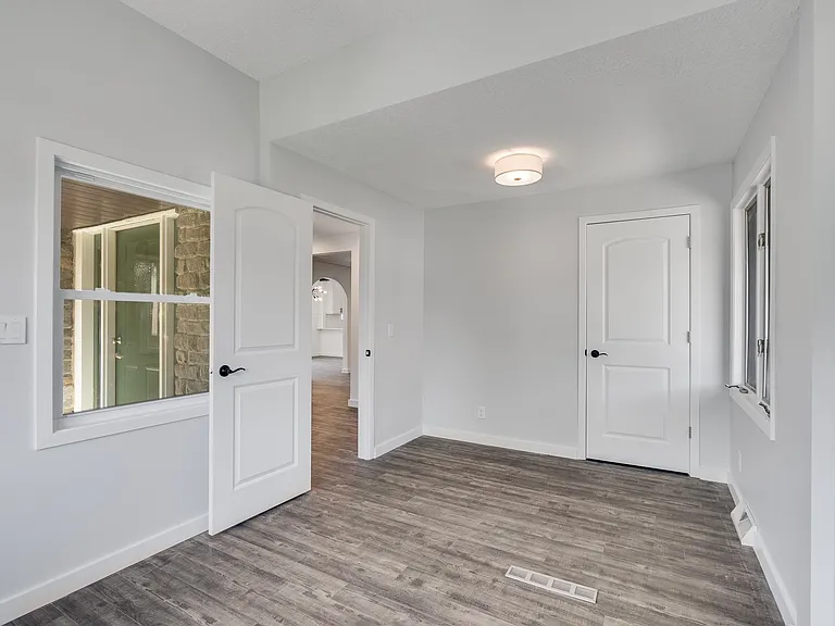 2422 Howard St NE #1 — Photo 12