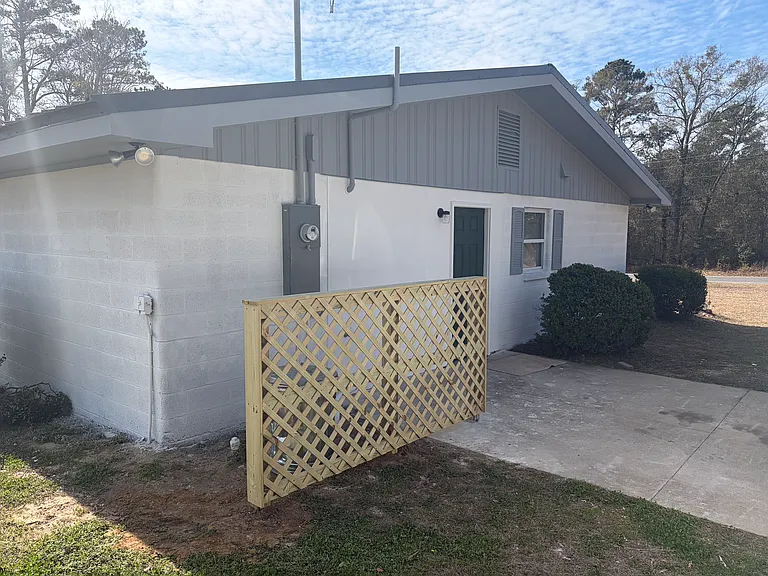2130 State Highway 93 N — Photo 5