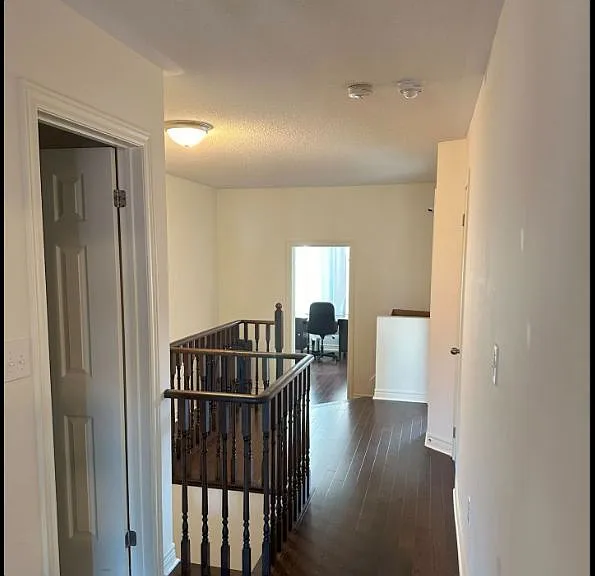 609 Bessborough Dr — Photo 15