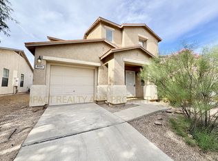 2324 S McConnell Dr, Tucson, AZ 85710