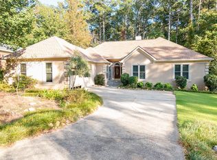221 Lakewood Dr, Carrollton, GA 30117