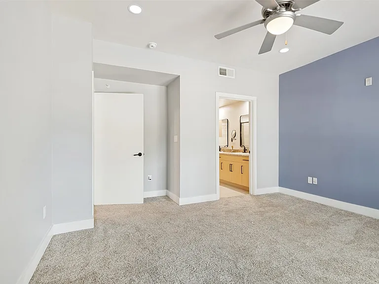 4605 Cedar Springs Rd #233 — Photo 7